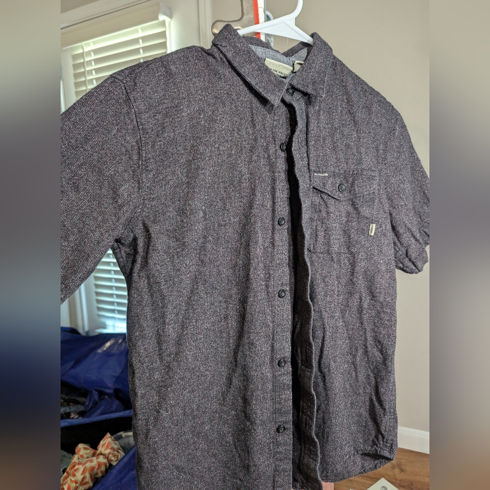 Vans Men's Casual Gray Button-Down Shirt
